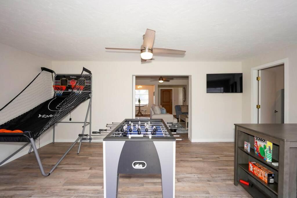 Holiday home Pool - Close To Beaches, Food, Downtown! *
