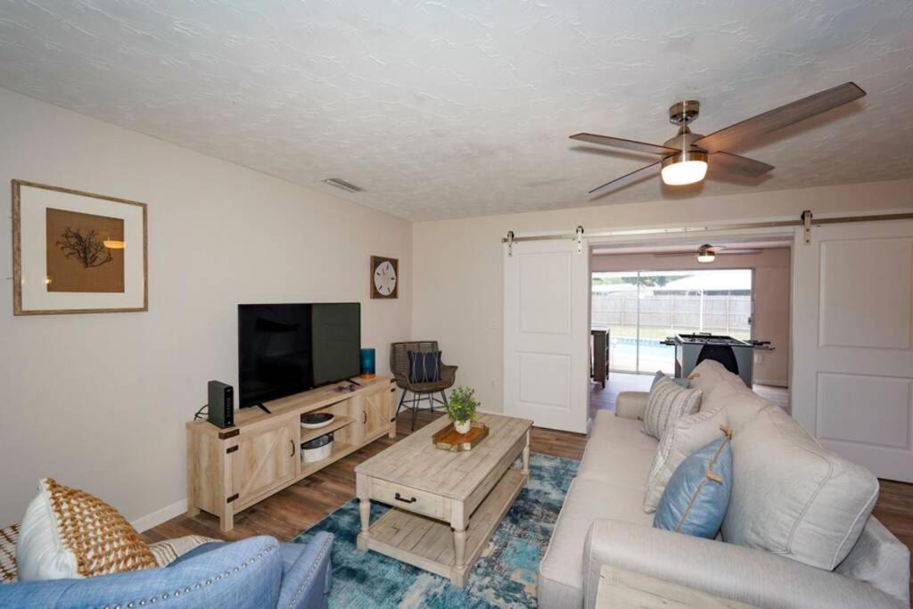 Pool - Close To Beaches, Food, Downtown! * Sarasota