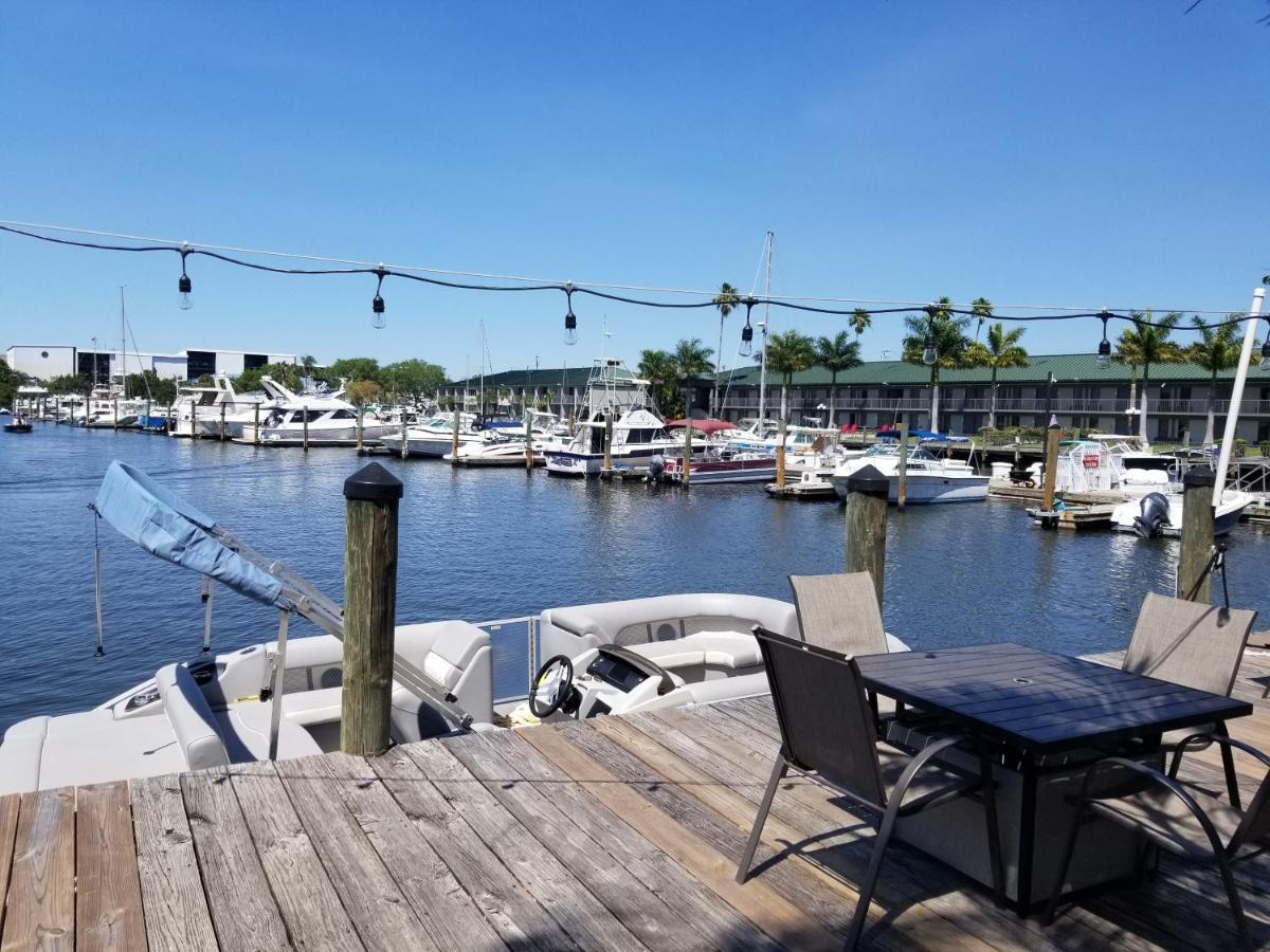 Newly Remodeled Cozy Unit Cay Club Close To Airport, Beaches And Shops Aparthotel