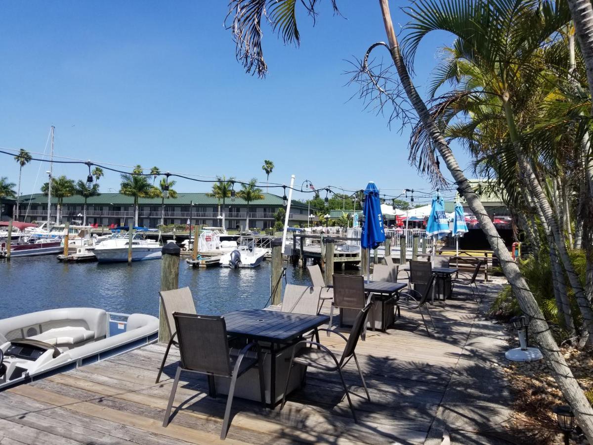 Aparthotel Newly Remodeled Cozy Unit Cay Club Close To Airport, Beaches And Shops Sarasota