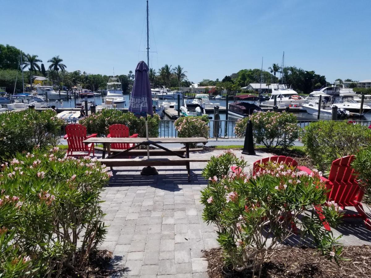 Aparthotel Newly Remodeled Cozy Unit Cay Club Close To Airport, Beaches And Shops *