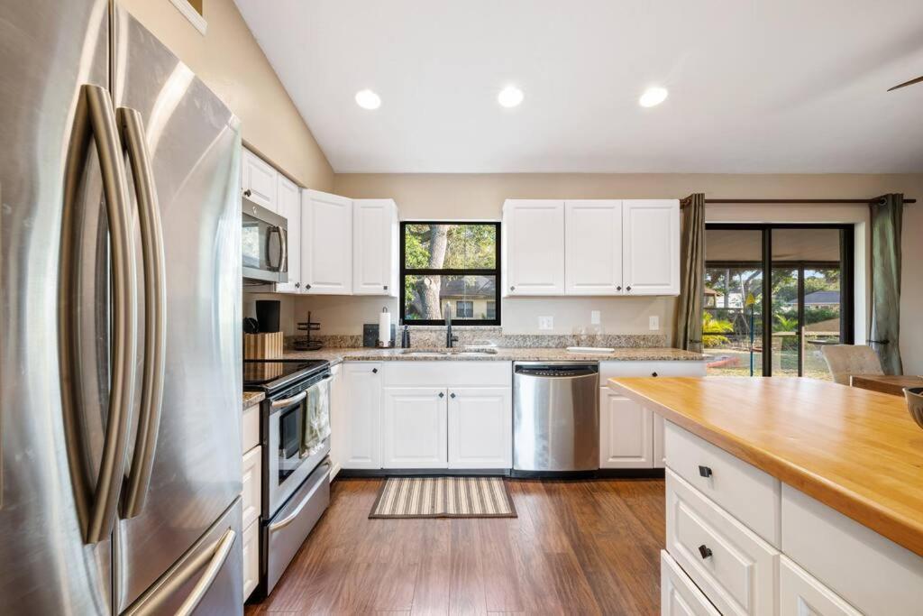 Cozy In Gulf Gate Holiday home Sarasota