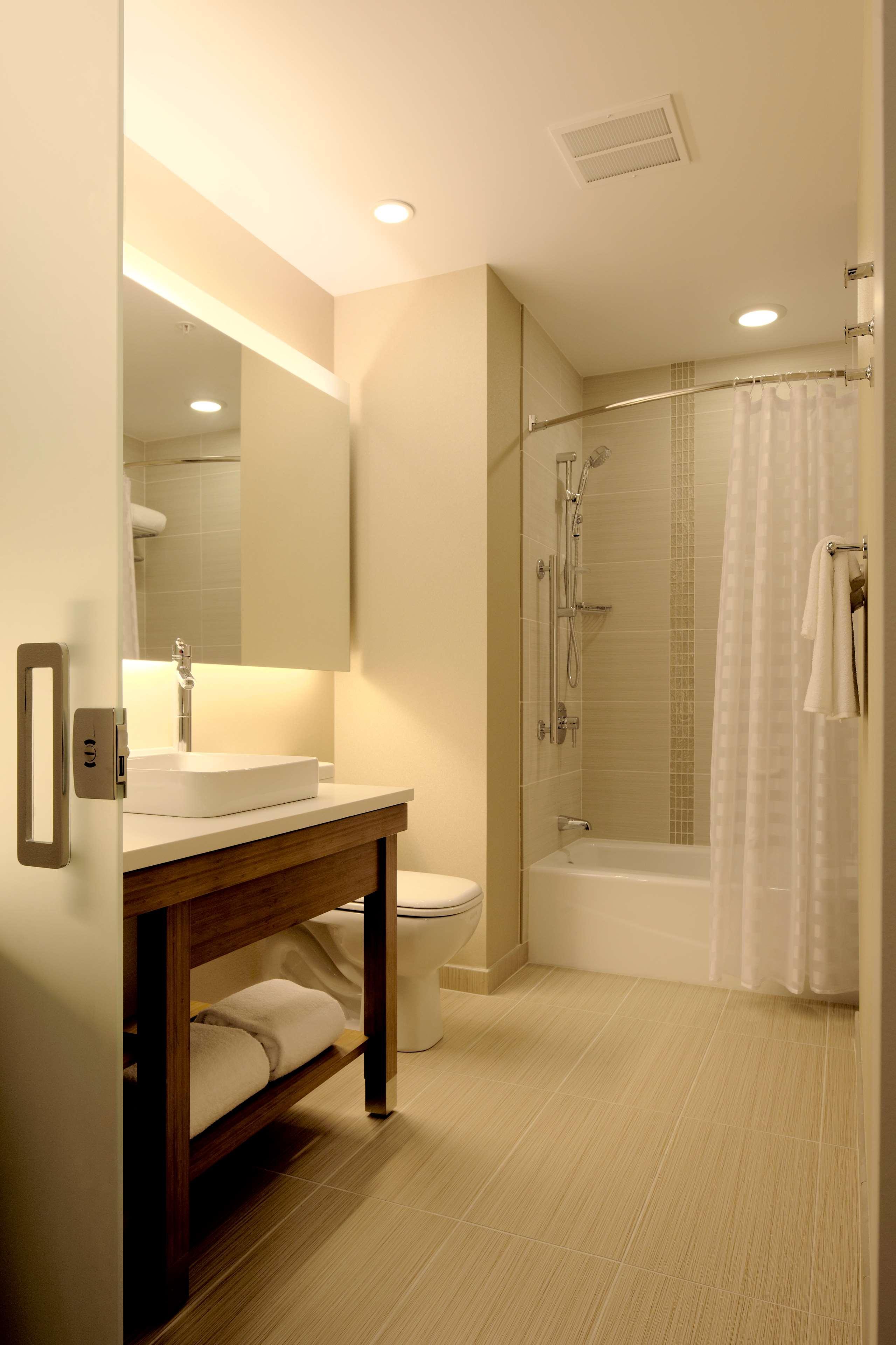 Hyatt Place Sarasota/lakewood Ranch Hotel