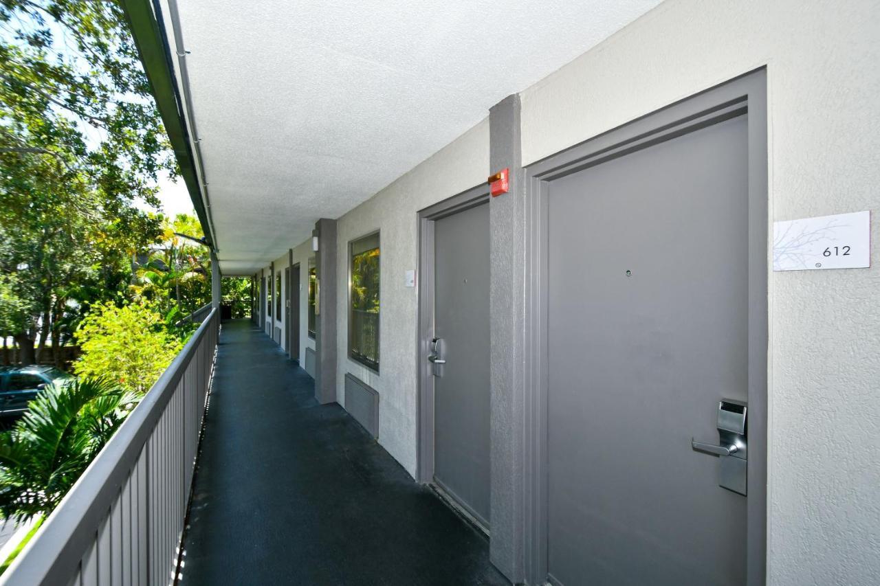 Sarasota Cay Club #612 - Heated Pool, Bunk Beds, Huge Tv, Tiki Bar, More! Aparthotel *