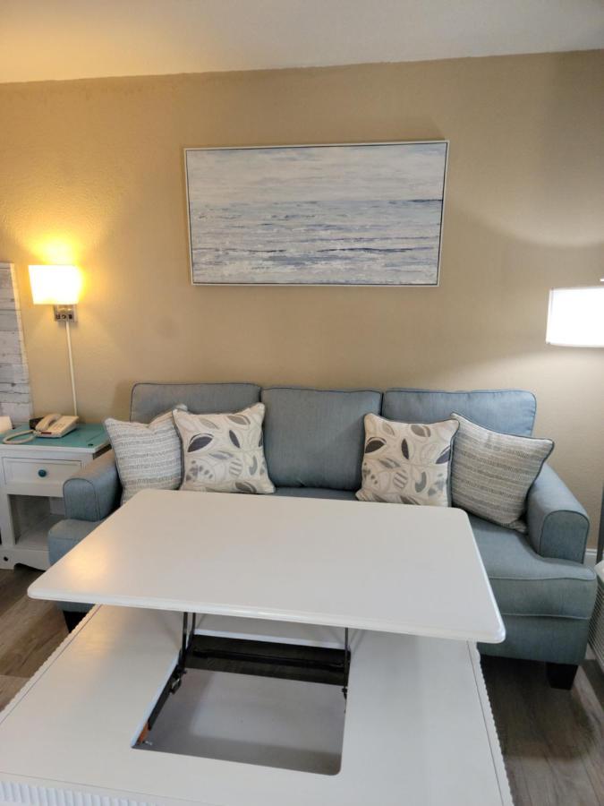 Aparthotel Getaway At The Marina *