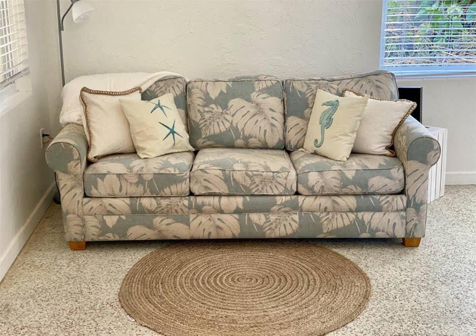 Cute Lil Oasis On Osprey Apartment *