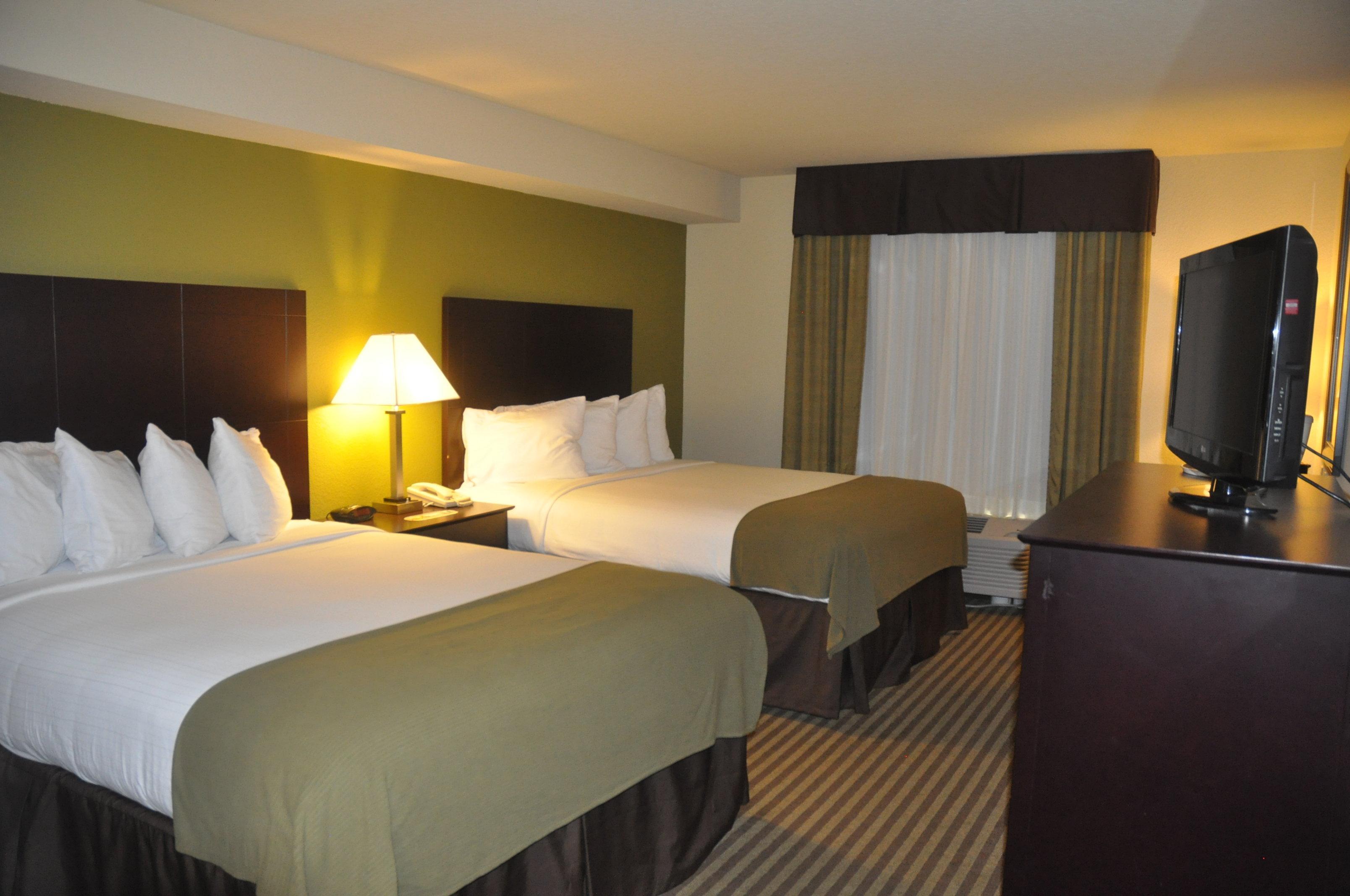 Express & East By Ihg