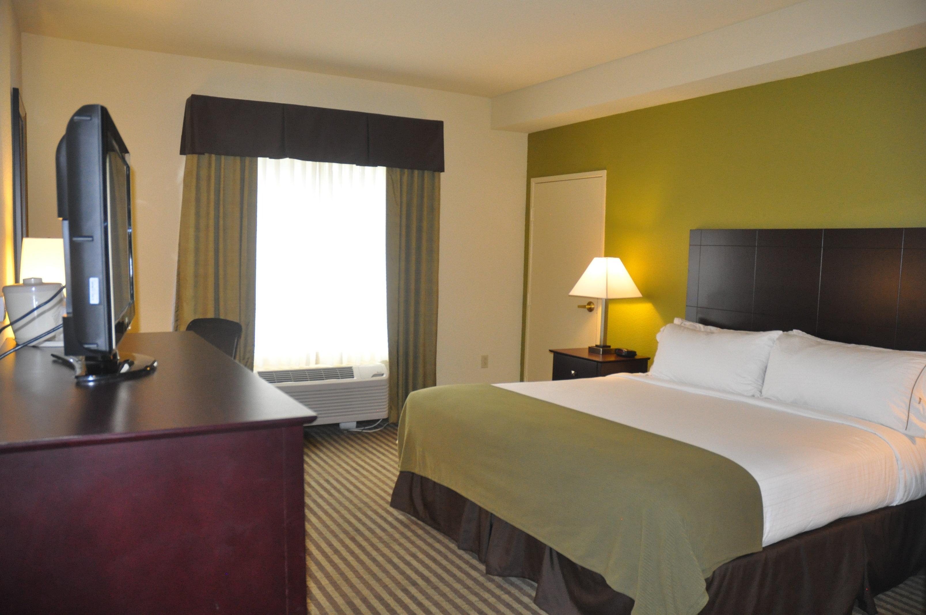 Hotel Express & East By Ihg 3*