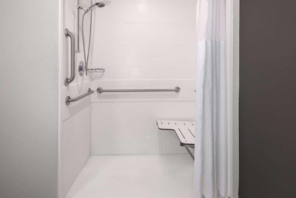 Magnolia Pointe, Bw Signature Collection Sarasota