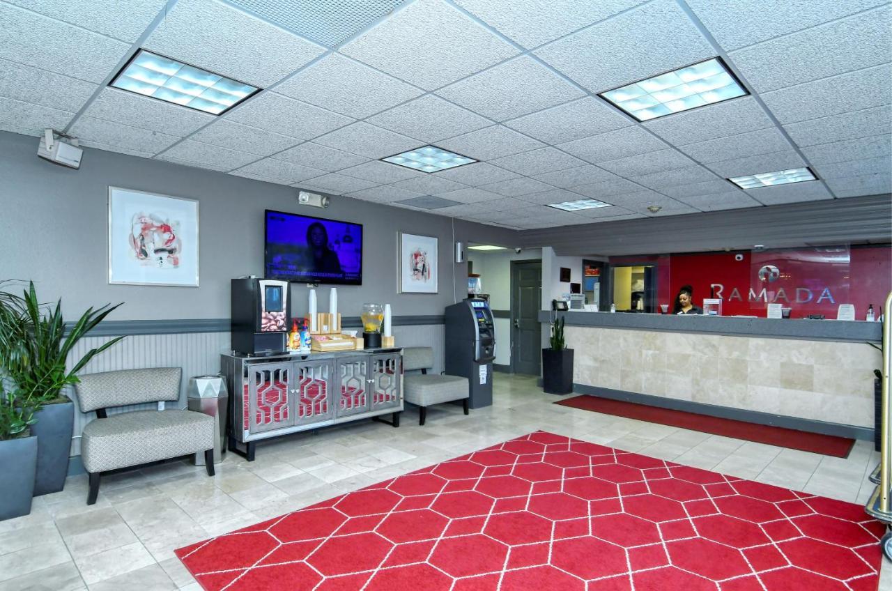 Aparthotel Heated Pool, Bunk Beds, King Bed, Huge Tv, Marina, Tiki Bar Sarasota