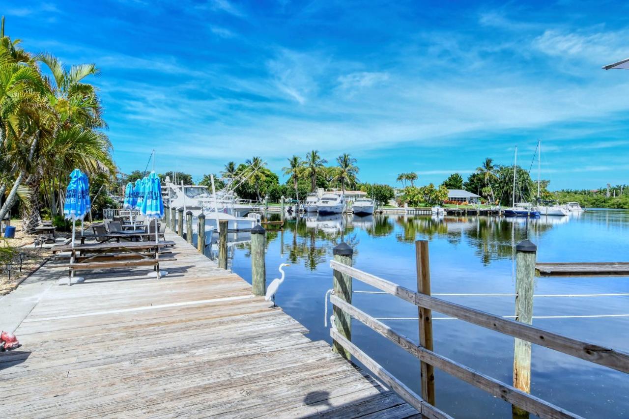 Aparthotel Heated Pool, Bunk Beds, King Bed, Huge Tv, Marina, Tiki Bar Sarasota