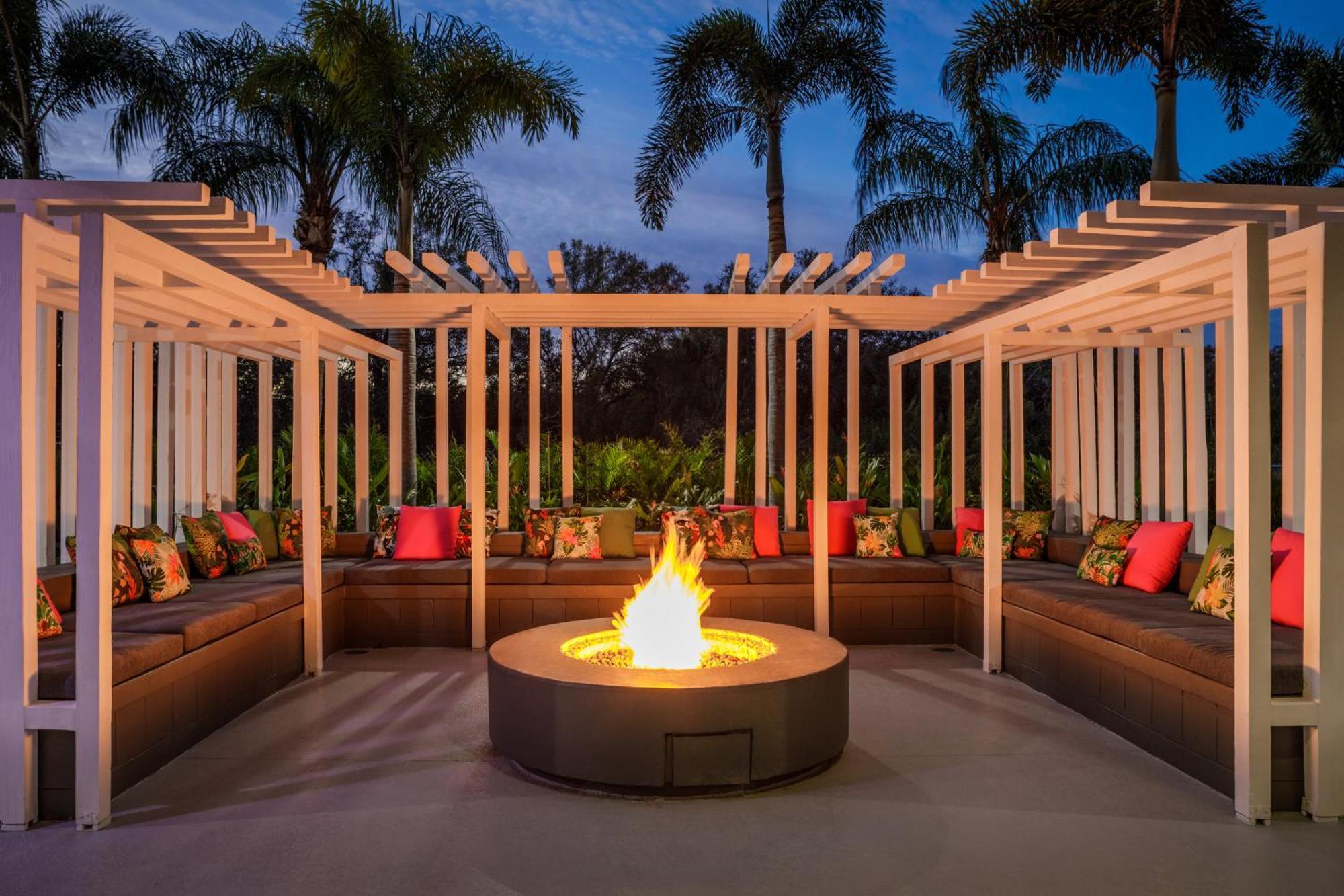 Doubletree By Hilton Sarasota Bradenton Airport Hotel 4*