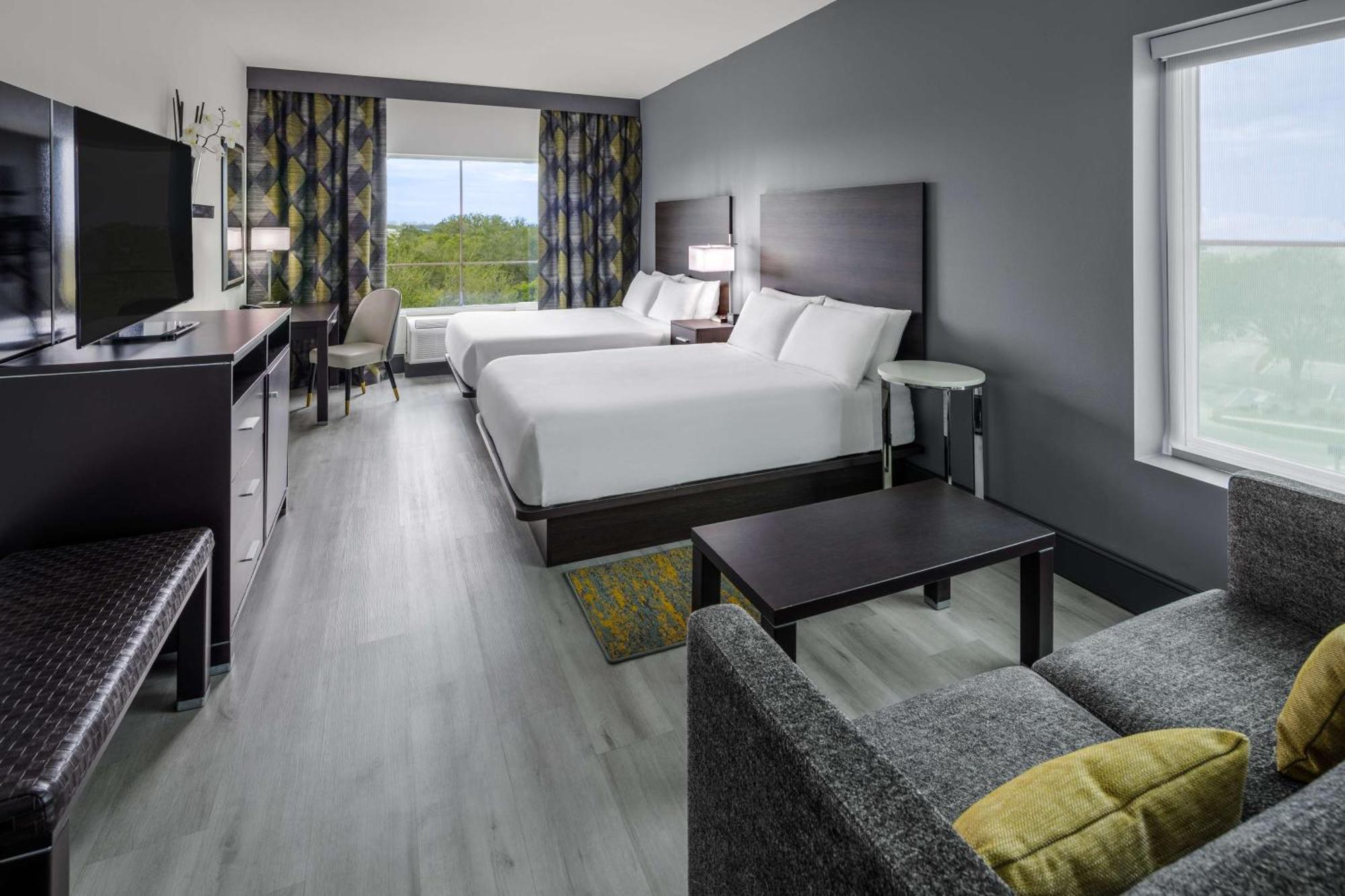 Doubletree By Hilton Sarasota Bradenton Airport Hotel South Bradenton