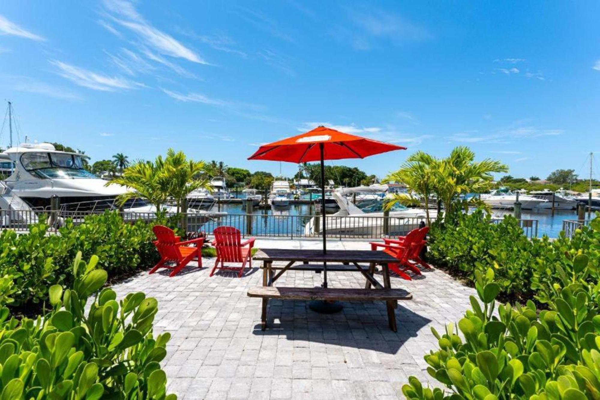 Getaway At The Marina Aparthotel *