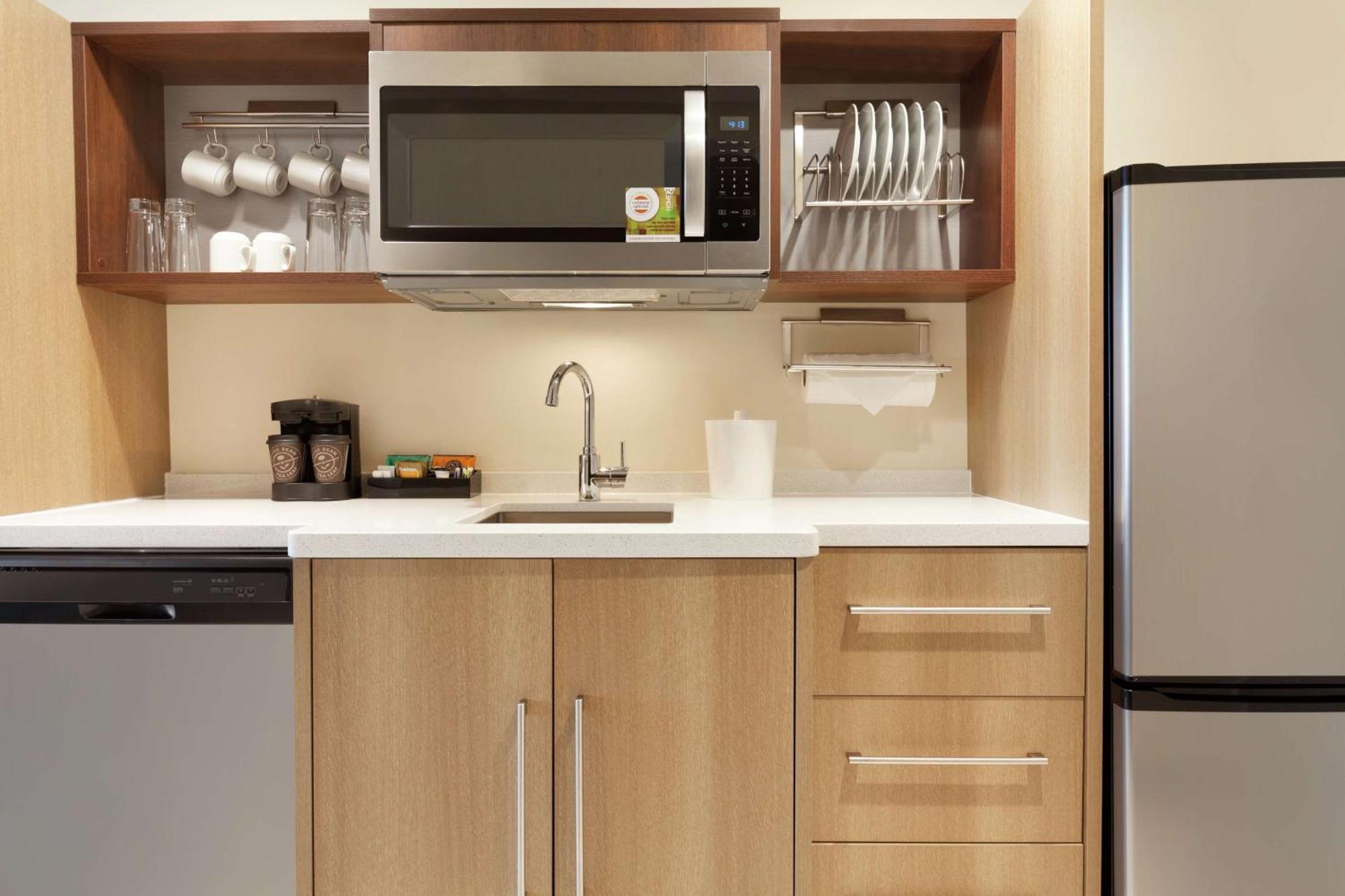 Home2 By Hilton Bradenton Airport 3*