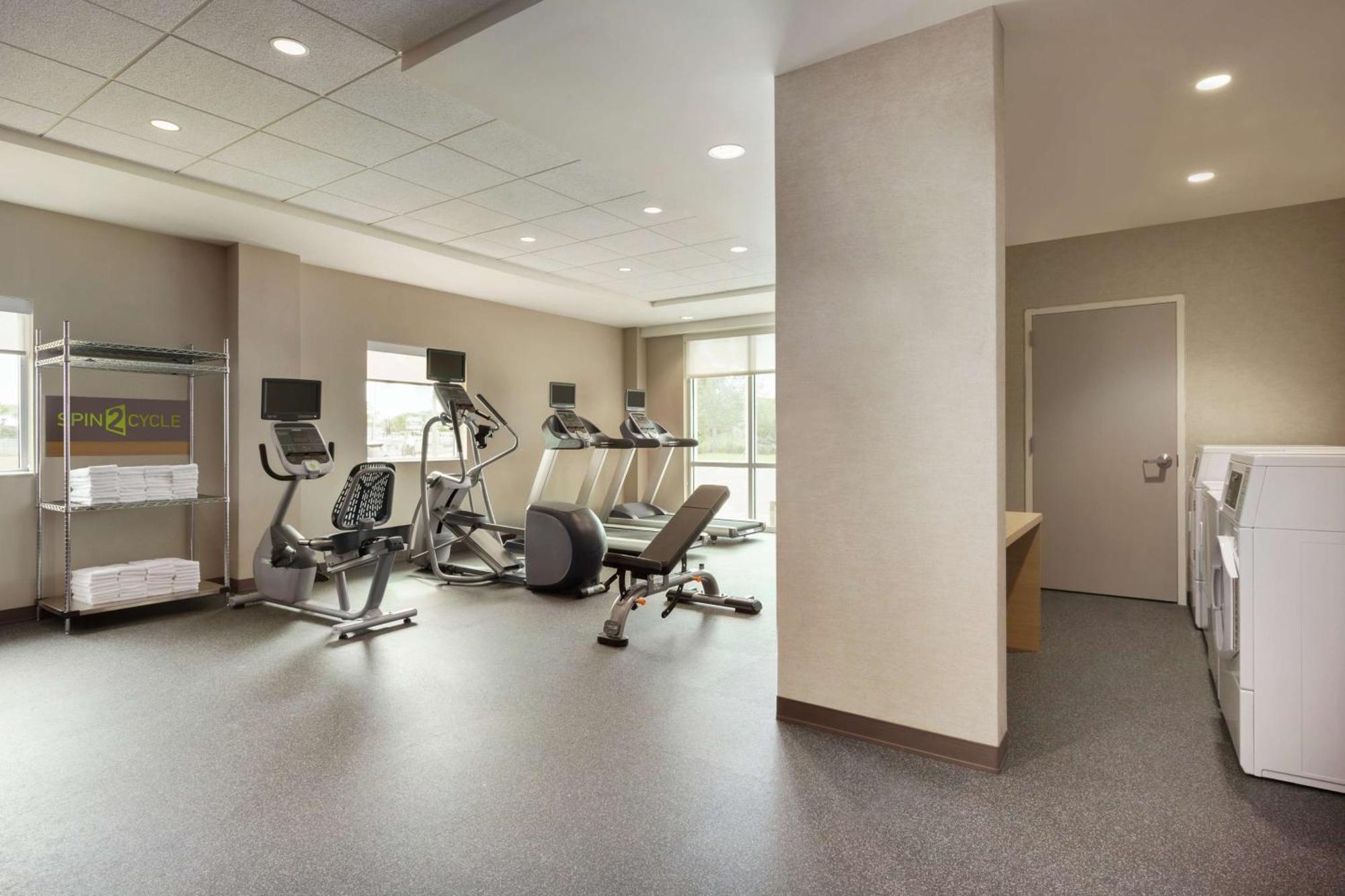 Home2 By Hilton Bradenton Airport 3*