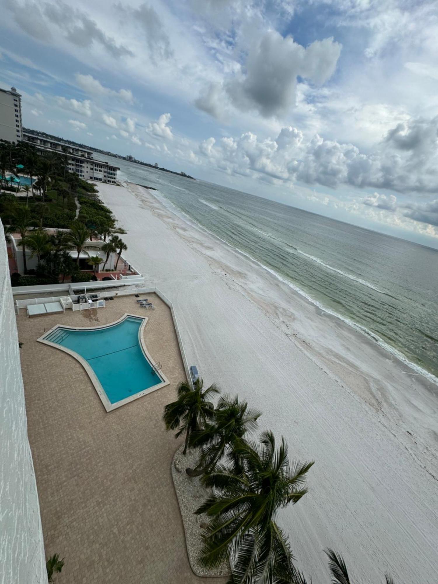 Water Front - Lido Apartment