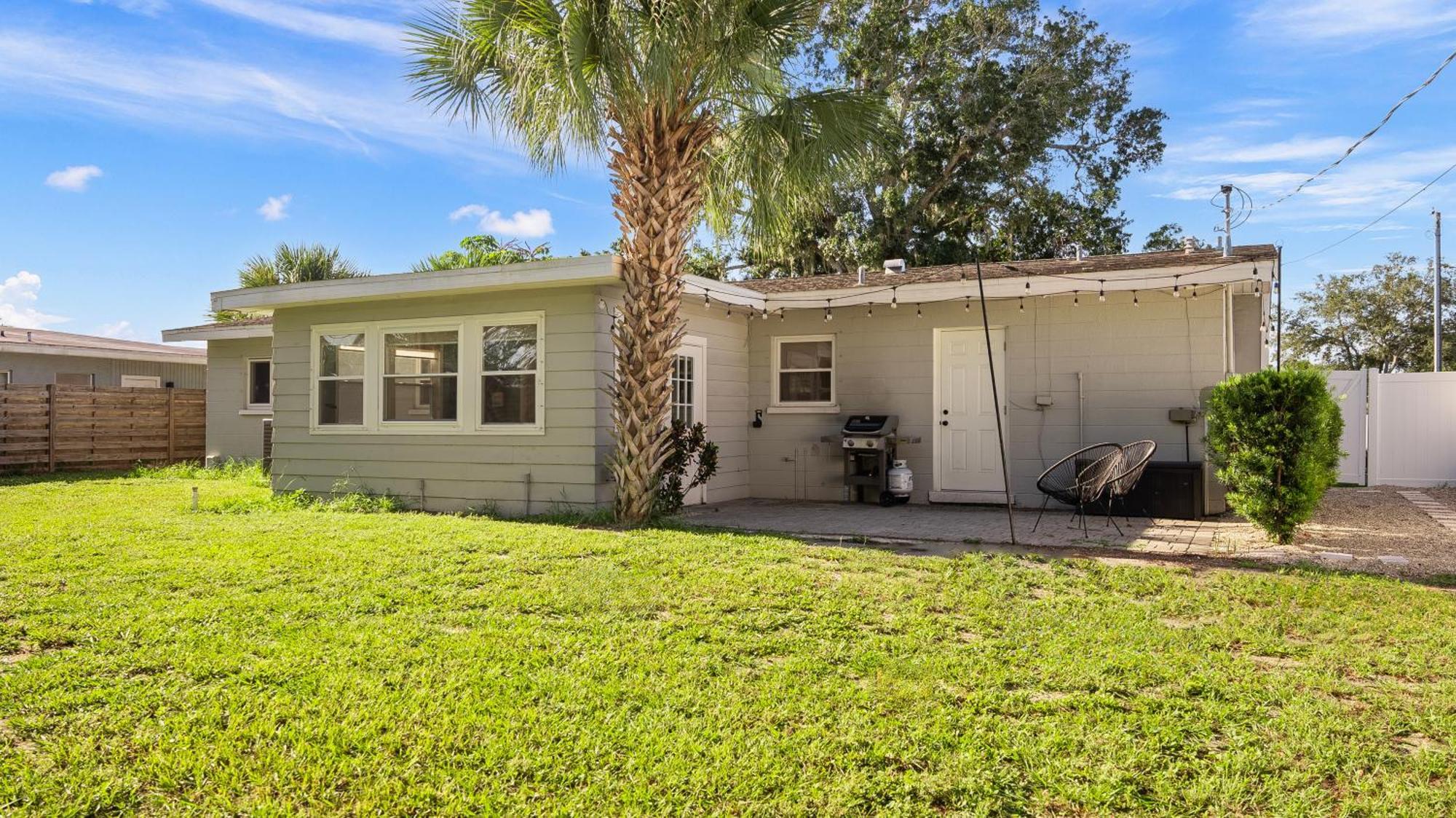 Modern Home,near Siesta Beach,downtown,hospital Holiday home