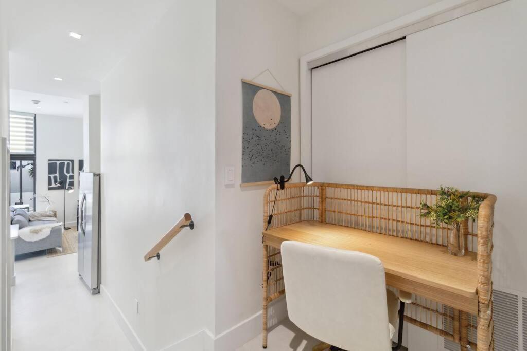 Rosemary District With Patio And In Walking Distance To Downtown And Bay Park * Sarasota