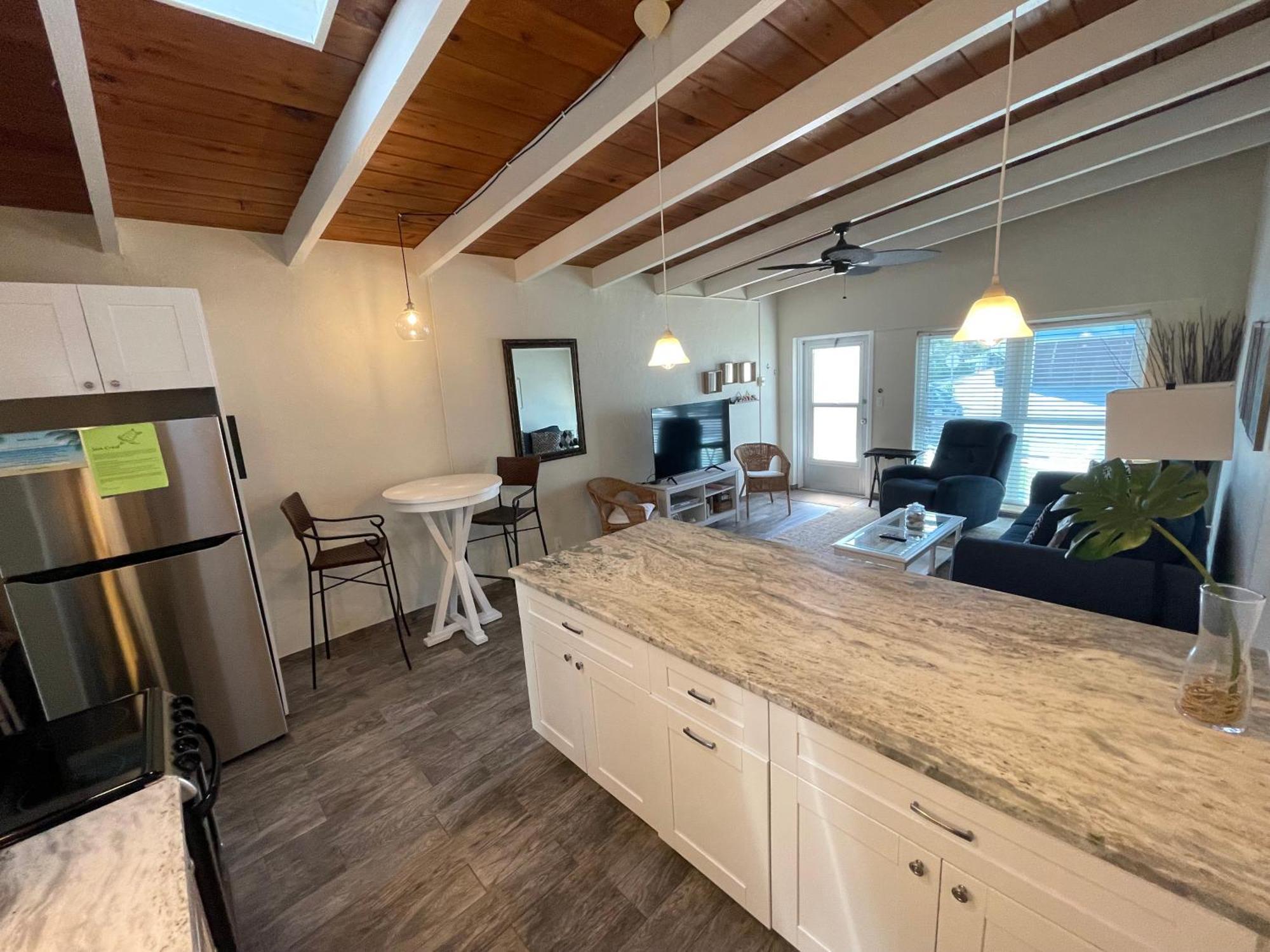 Sea Crest Aparthotel