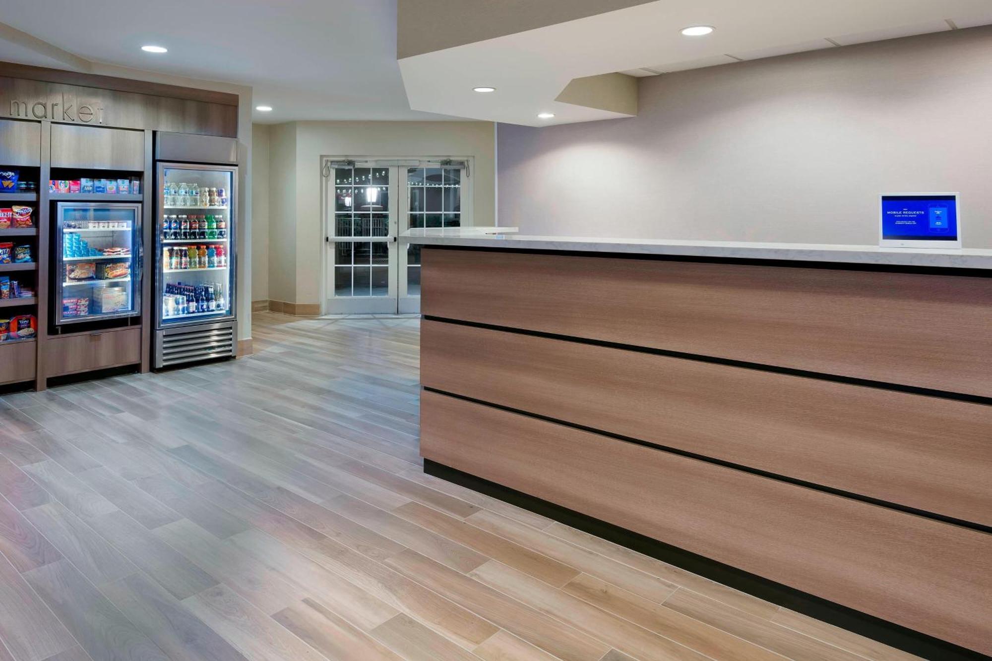 Hotel By Marriott Bradenton 3*