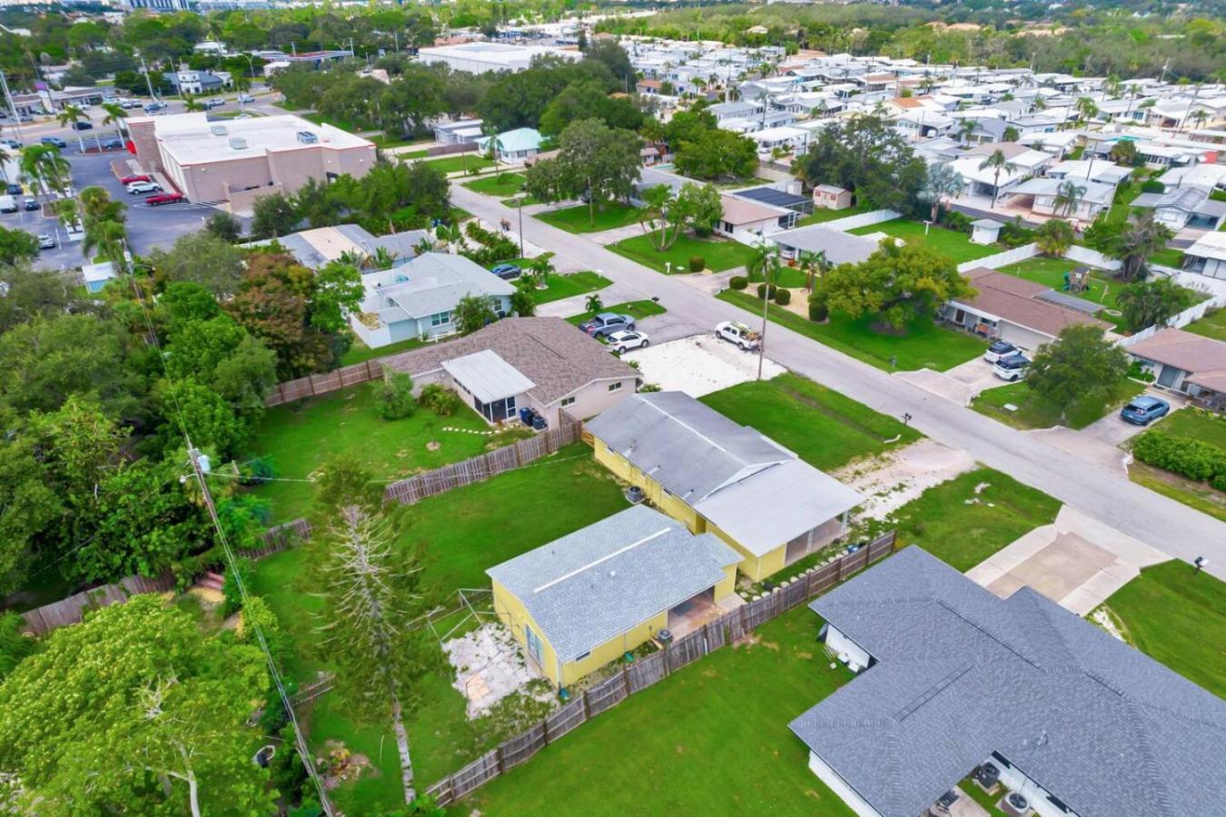 Quiet Walk To Siesta Key Relax Or Work * Sarasota