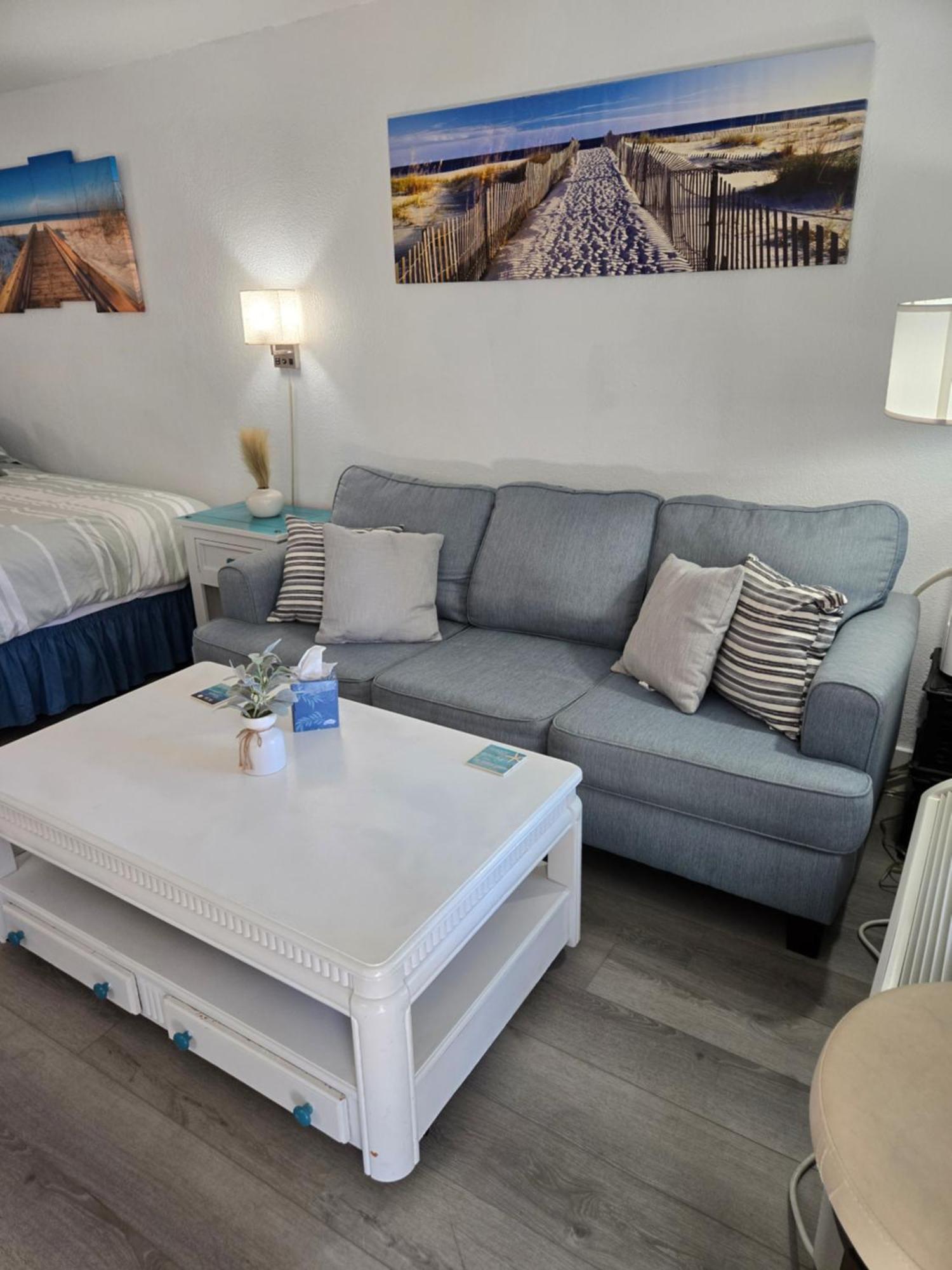 Getaway At The Marina Aparthotel