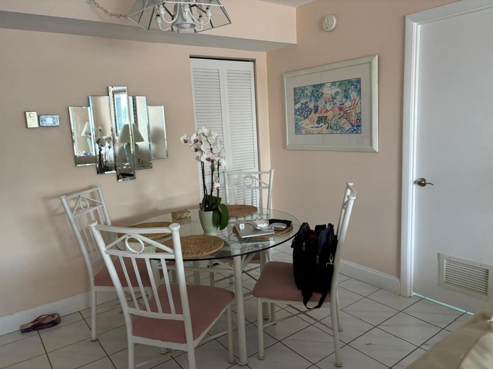 Harbor Towers Yacht And Racquet Club On Siesta Key *