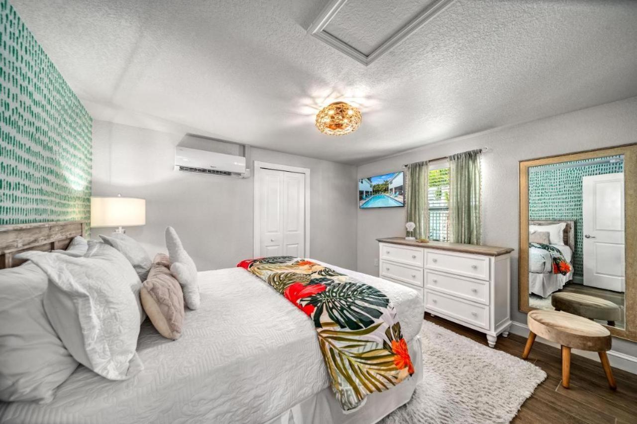 Holiday home Bromiscus 2br Amazing Pool, Games Sarasota