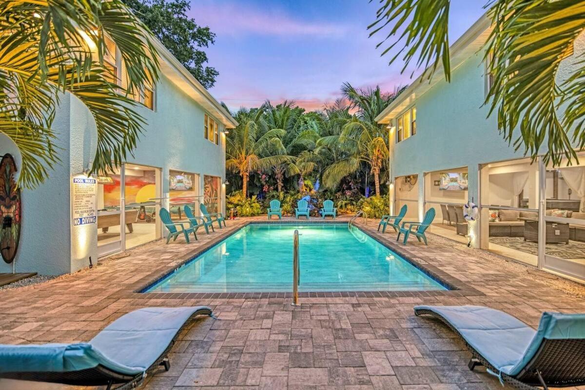 Bromiscus 2br Amazing Pool, Games Holiday home *