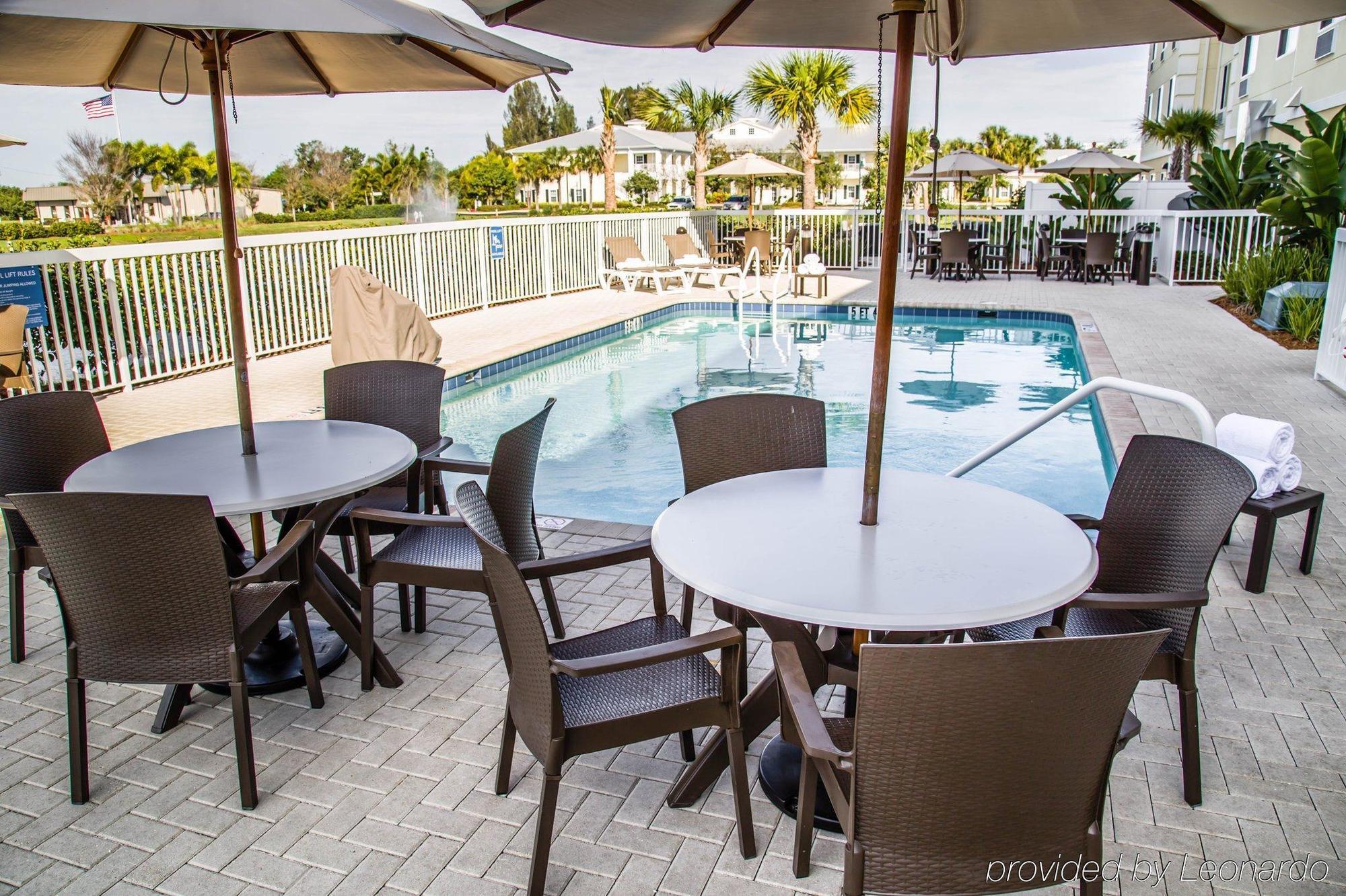 Hotel Comfort Sarasota-siesta Key 3*