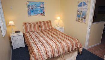 Banana Bay Club - Beach Villas
