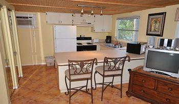 Banana Bay Club - Beach Villas