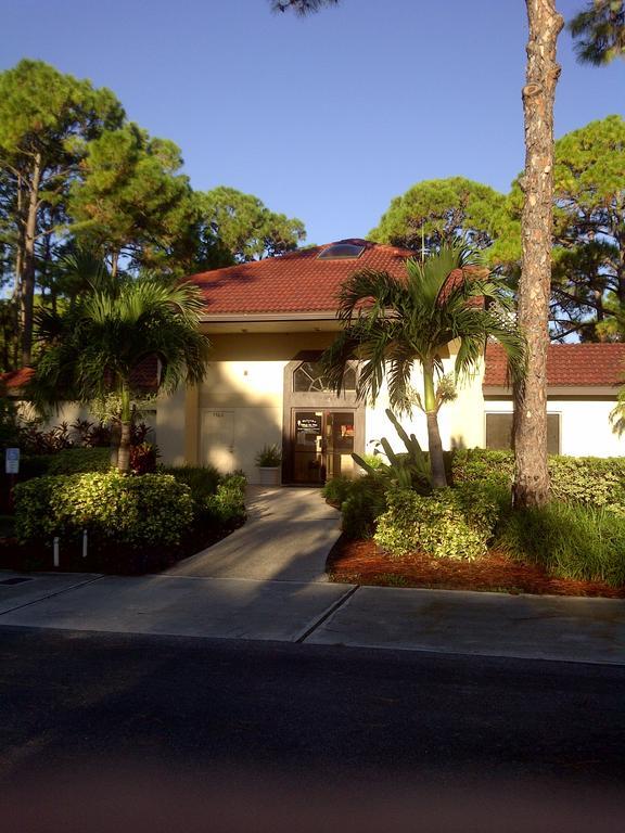 Fantastic At Village Des Pins Sarasota, Near Siesta Key