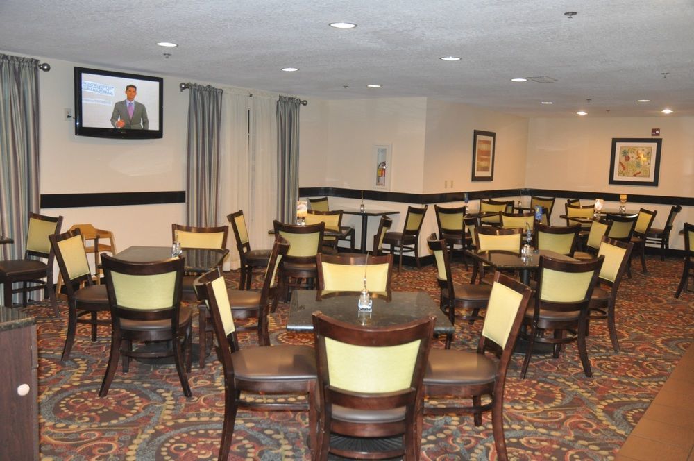 Express & East By Ihg Sarasota