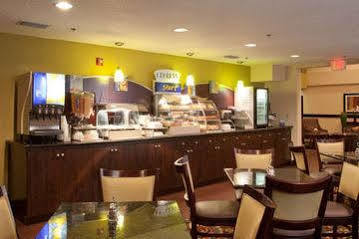 Express & East By Ihg Hotel