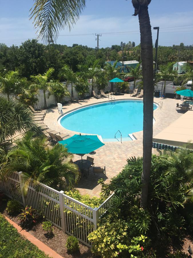 Spark By Hilton Siesta Key Gateway Hotel 3*