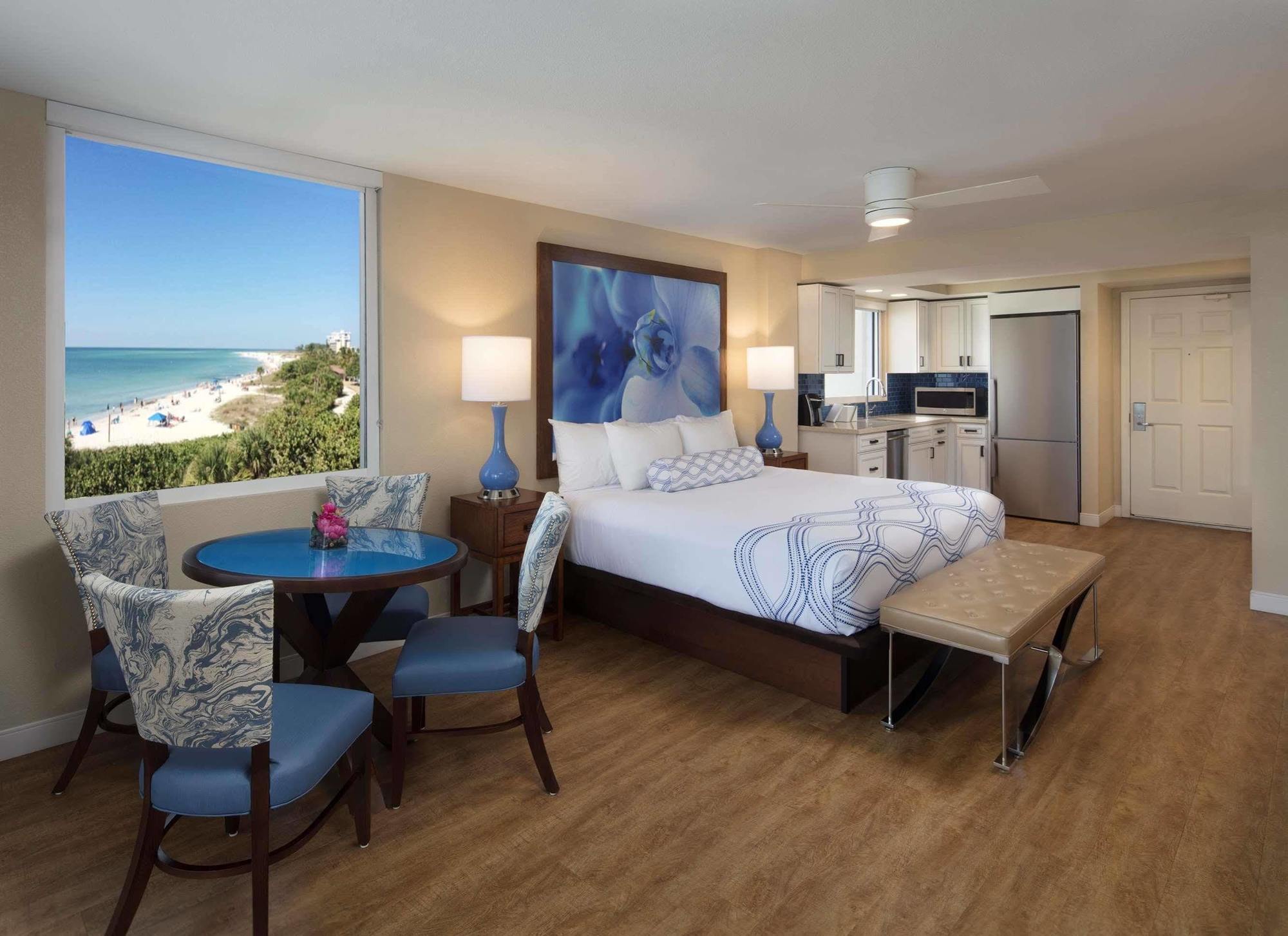 Lido Beach - 3*