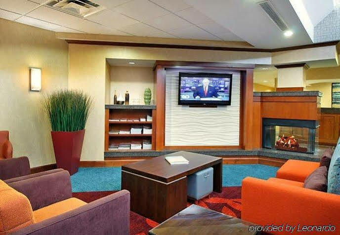 Hotel By Marriott Bradenton 3*