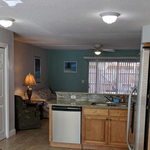 South Apartment Sarasota